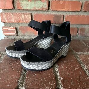 Pedro Garcia Fama Leather Wedges in Black Sz 7
